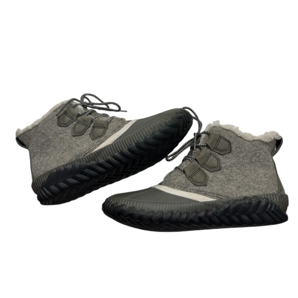 Sorel Out N About Plus Duck Boots - Picture 3 of 12